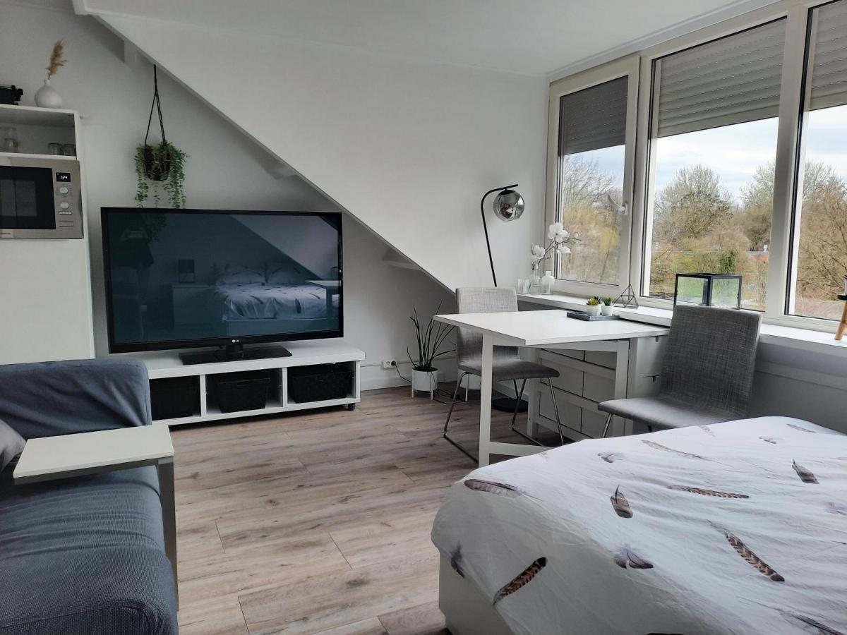 Hotel Studio 76 Groningen Met Gratis Leenfietsen Esterno foto