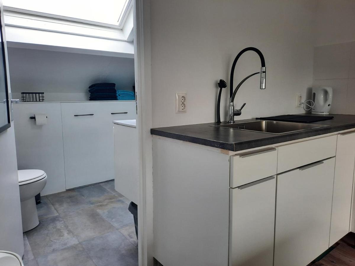 Hotel Studio 76 Groningen Met Gratis Leenfietsen Esterno foto